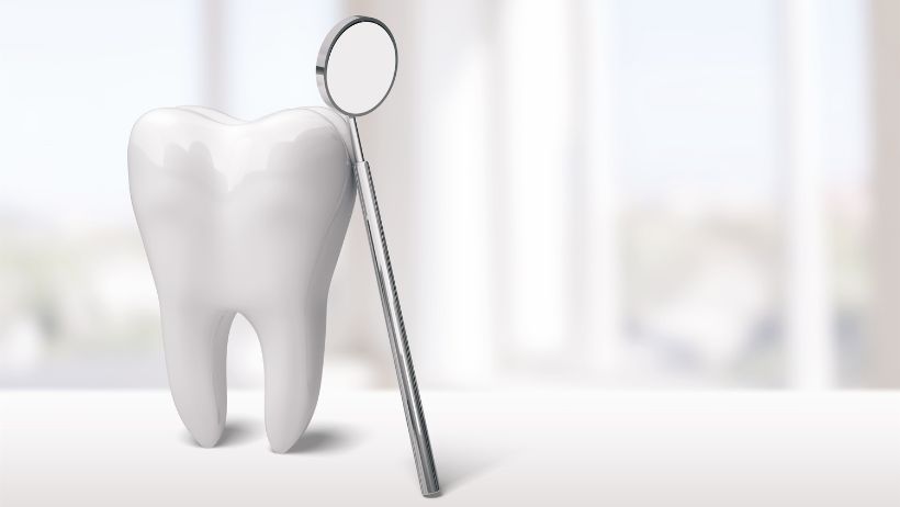 Bela zalivka postaja vedno bolj priljubljena izbira za sodobne nasmehe